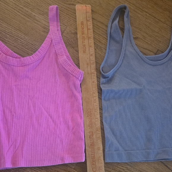 Ribbed Cropped Tank Tops - Pink & Gray - Picture 2 of 5